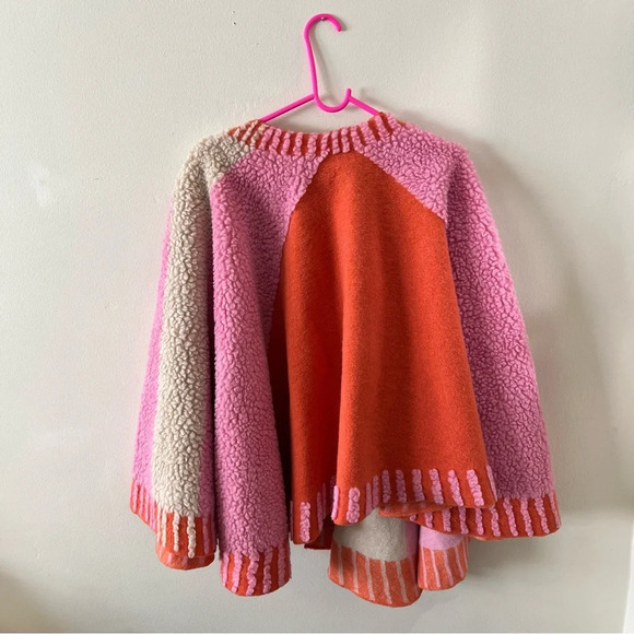 Anthropologie Maeve Dusk & Dawn Color Block Stitch Capelet Cape NEW One Size - Picture 5 of 7